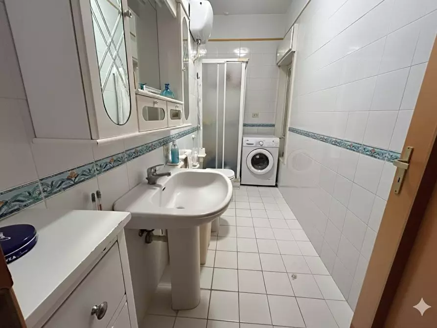 Immagine 12 di Appartamento in vendita  in VIA lombardia a Agrigento