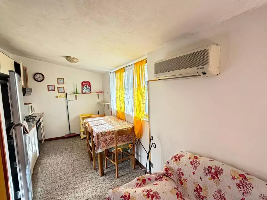 Immagine 1 di Appartamento in vendita  a Falerna