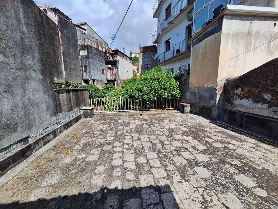 Immagine 19 di Casa indipendente in vendita  in PIAZZA san leopoldo a Aci Catena