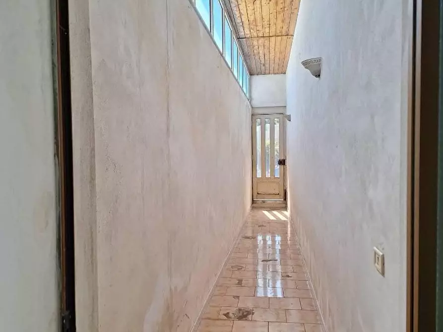 Immagine 2 di Casa indipendente in vendita  in PIAZZA san leopoldo a Aci Catena