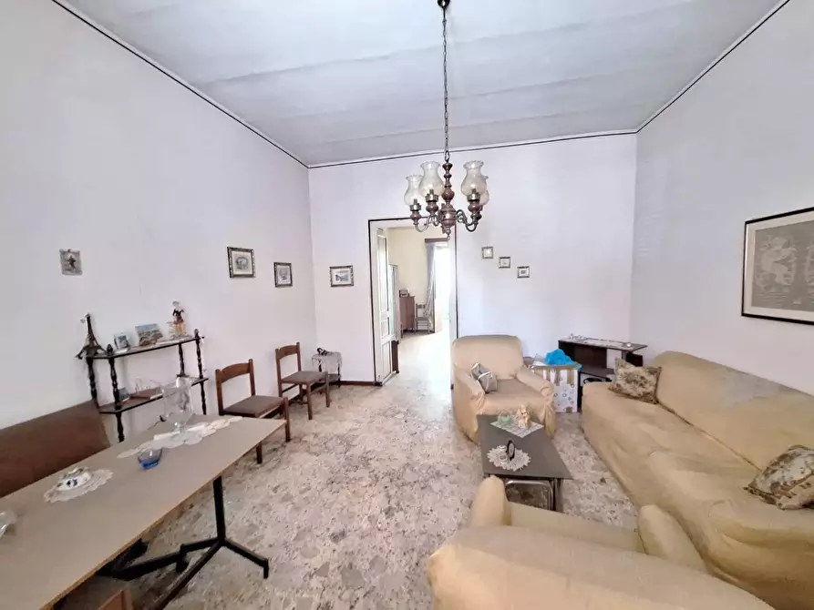 Immagine 9 di Casa indipendente in vendita  in PIAZZA san leopoldo a Aci Catena