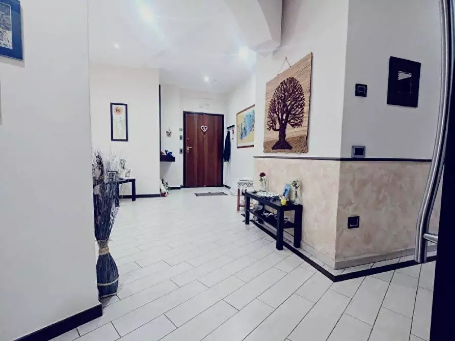 Immagine 11 di Appartamento in vendita  in VIA vesuvio a Torre Annunziata