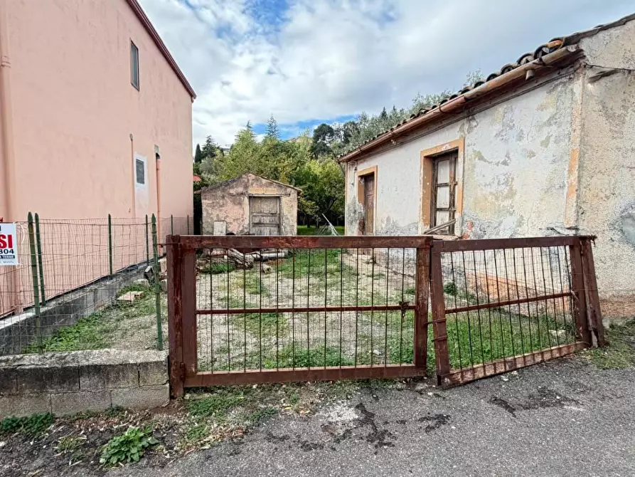 Immagine 1 di Casa indipendente in vendita  in VIA sciro a Lamezia Terme
