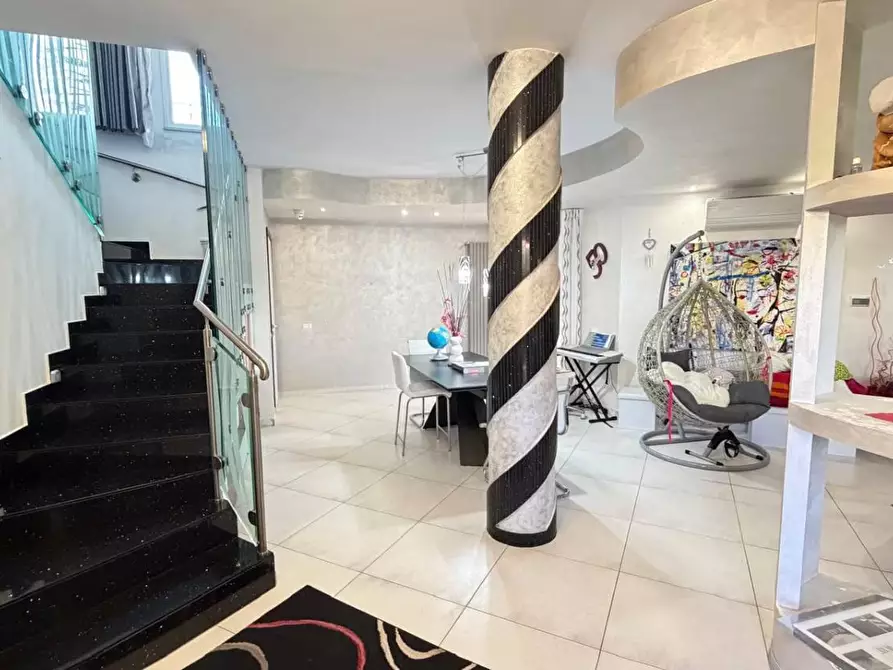 Immagine 2 di Villa in vendita  in VIA ferlaino a Pianopoli