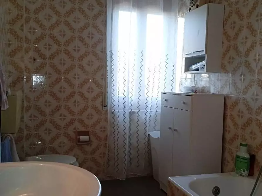 Immagine 8 di Villa in vendita  a Taranto