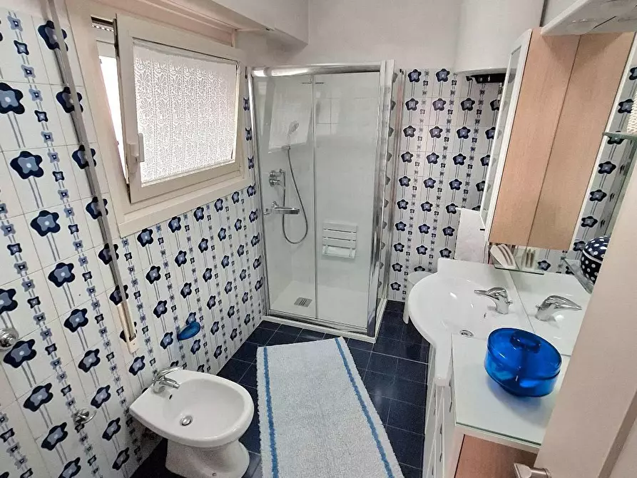 Immagine 11 di Appartamento in vendita  in VIA augusto renzini 69 a Roma