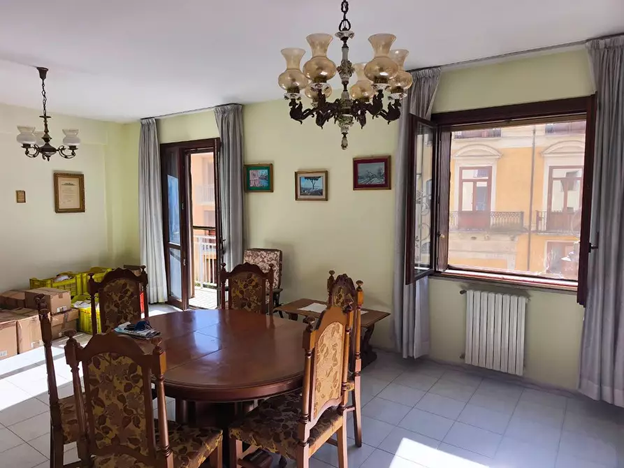 Immagine 10 di Appartamento in vendita  in CORSO umberto I a Avellino