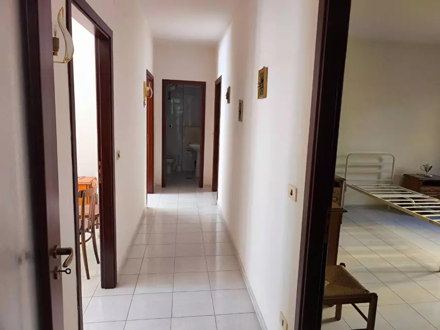 Immagine 14 di Appartamento in vendita  in CORSO umberto I a Avellino