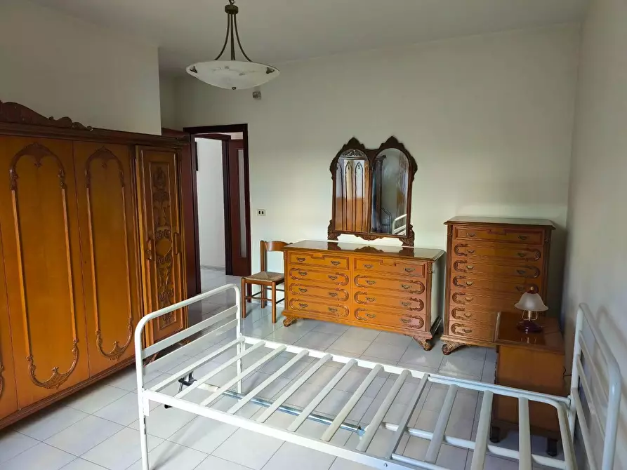 Immagine 18 di Appartamento in vendita  in CORSO umberto I a Avellino