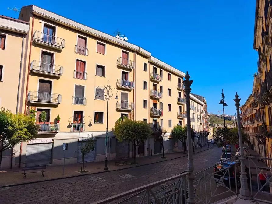 Immagine 2 di Appartamento in vendita  in CORSO umberto I a Avellino