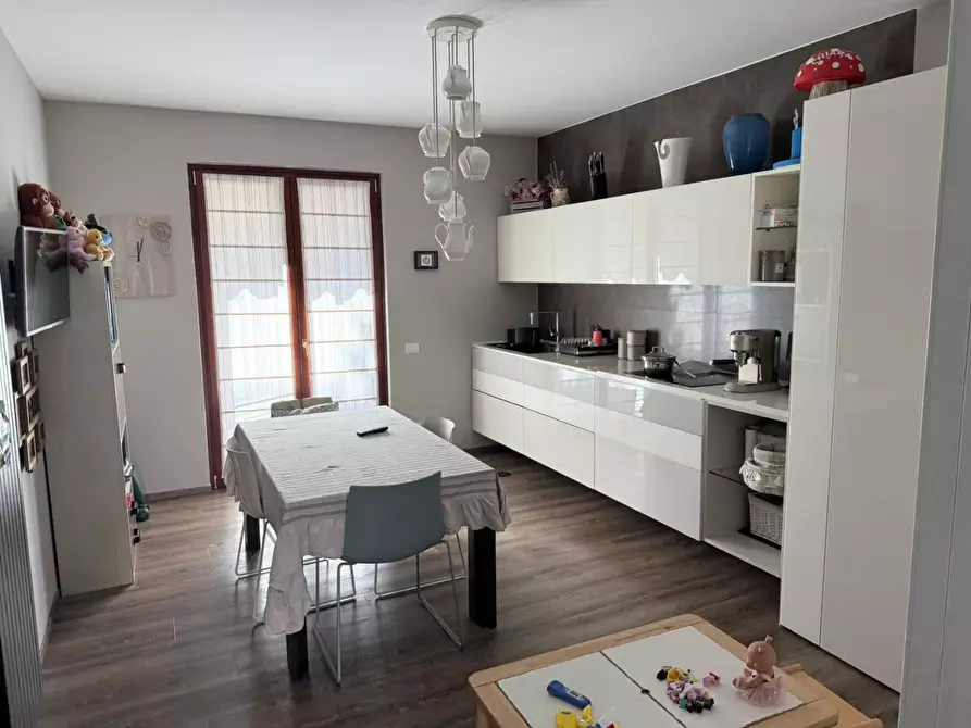 Immagine 12 di Appartamento in vendita  a Avellino