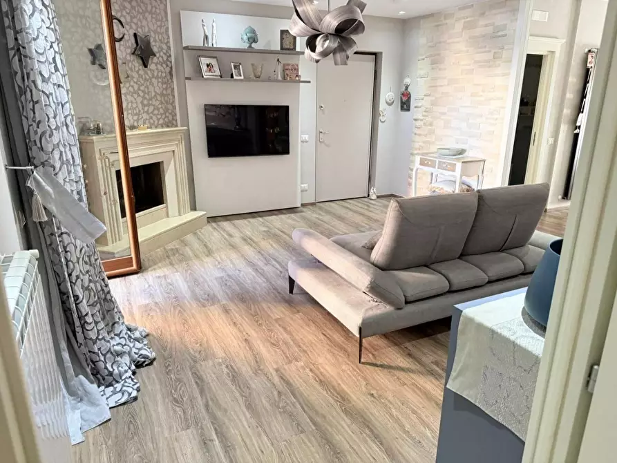 Immagine 17 di Appartamento in vendita  a Avellino