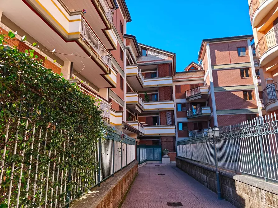 Immagine 3 di Appartamento in vendita  a Avellino