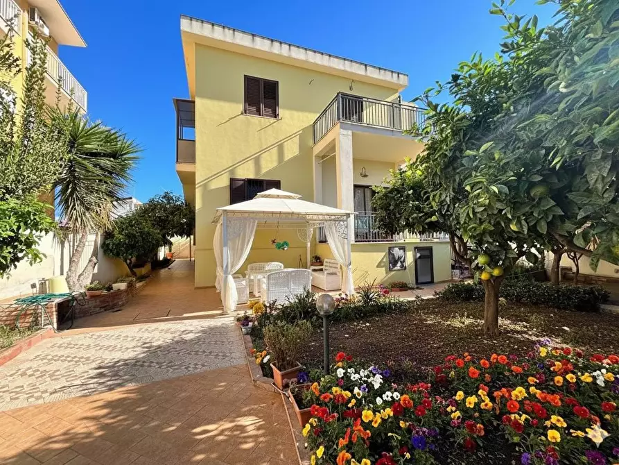 Immagine 4 di Villa in vendita  in VIA persefone a Agrigento