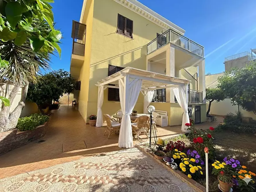 Immagine 1 di Villa in vendita  in VIA persefone a Agrigento