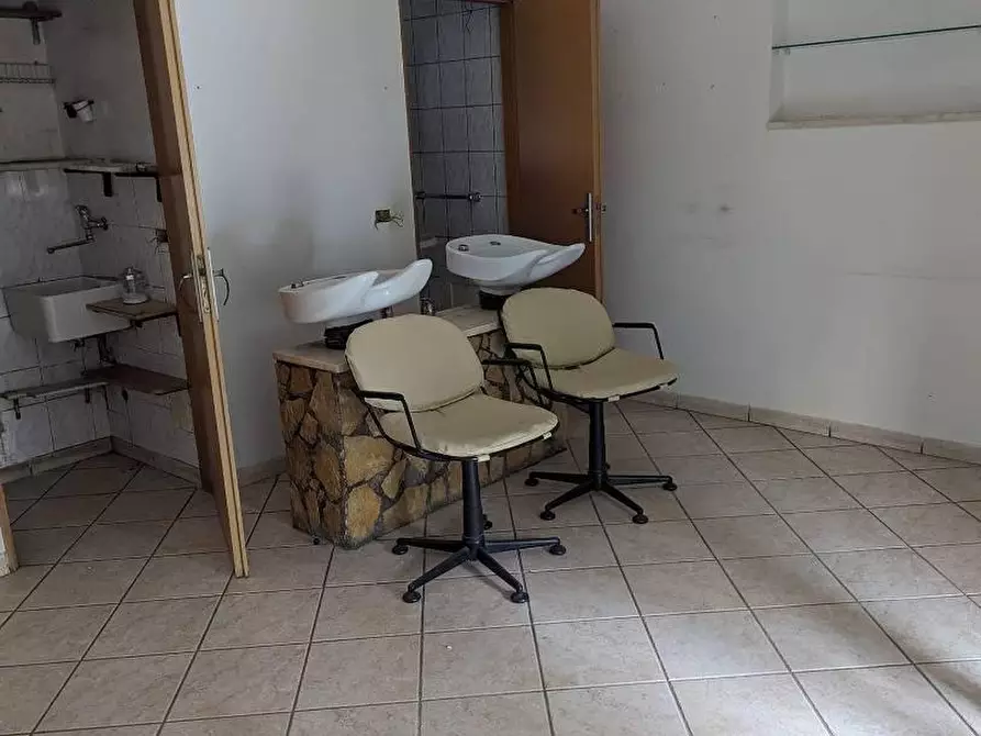 Immagine 4 di Locale commerciale in affitto  in VIA XXIV maggio a Torre Annunziata