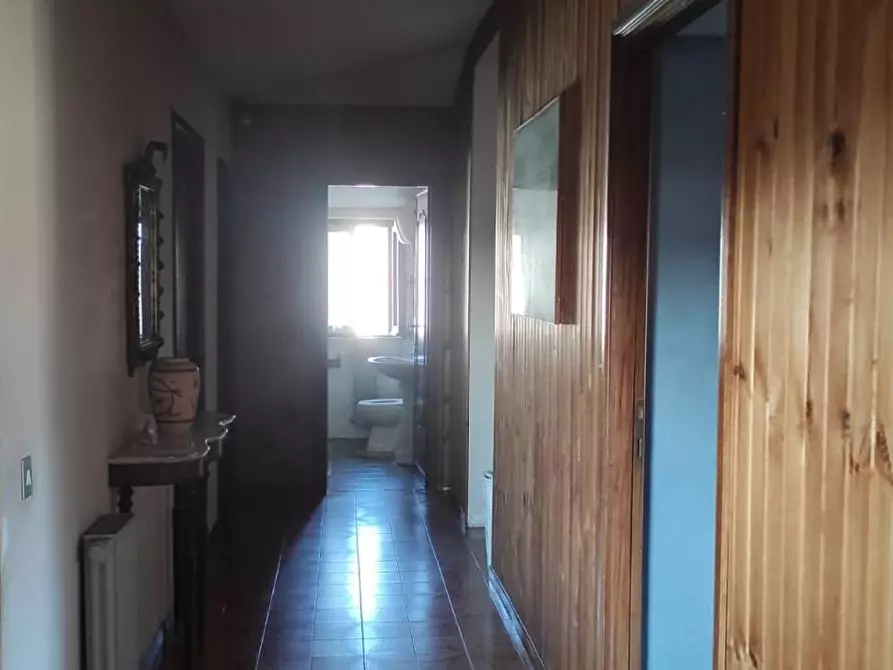 Immagine 14 di Villa in vendita  in VIA tevere a Anzio