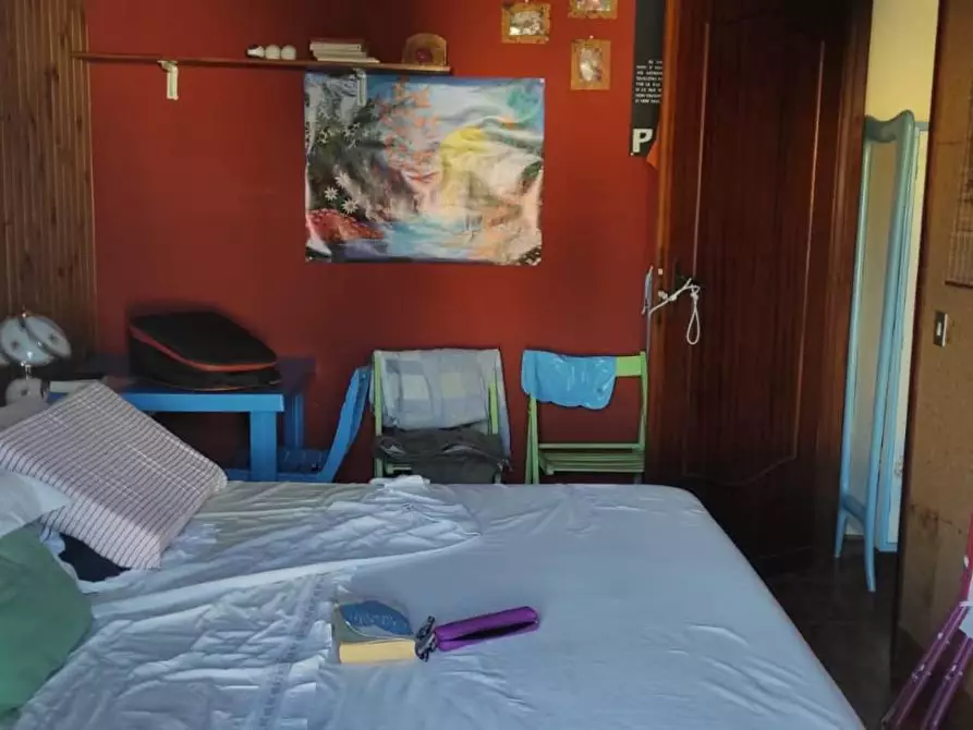 Immagine 18 di Villa in vendita  in VIA tevere a Anzio