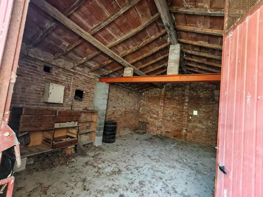 Immagine 10 di Rustico / casale in vendita  in VIA di lucignano a Foiano Della Chiana