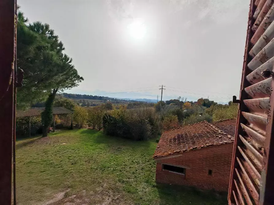 Immagine 14 di Rustico / casale in vendita  in VIA di lucignano a Foiano Della Chiana