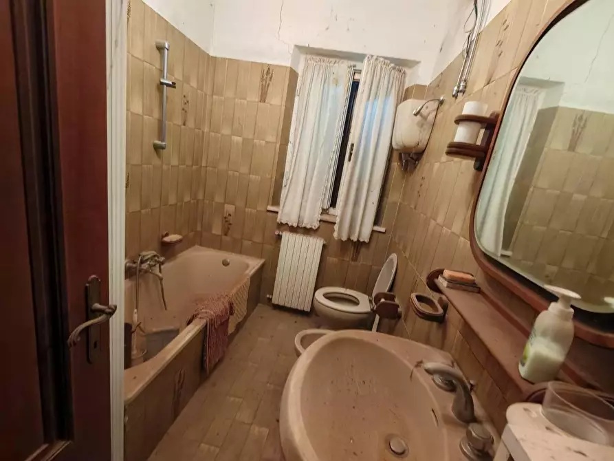 Immagine 13 di Rustico / casale in vendita  in VIA fonti a Pienza