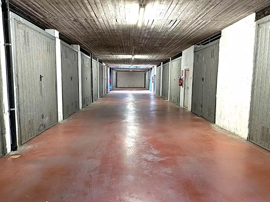 Immagine 4 di Box auto in vendita  in VIA fratelli bandiera 6/A a Orbassano