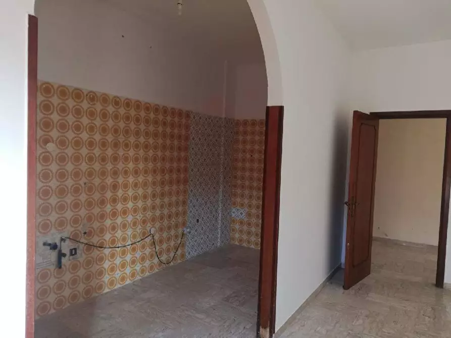 Immagine 12 di Appartamento in vendita  in VIA belle arti 5 a Taranto