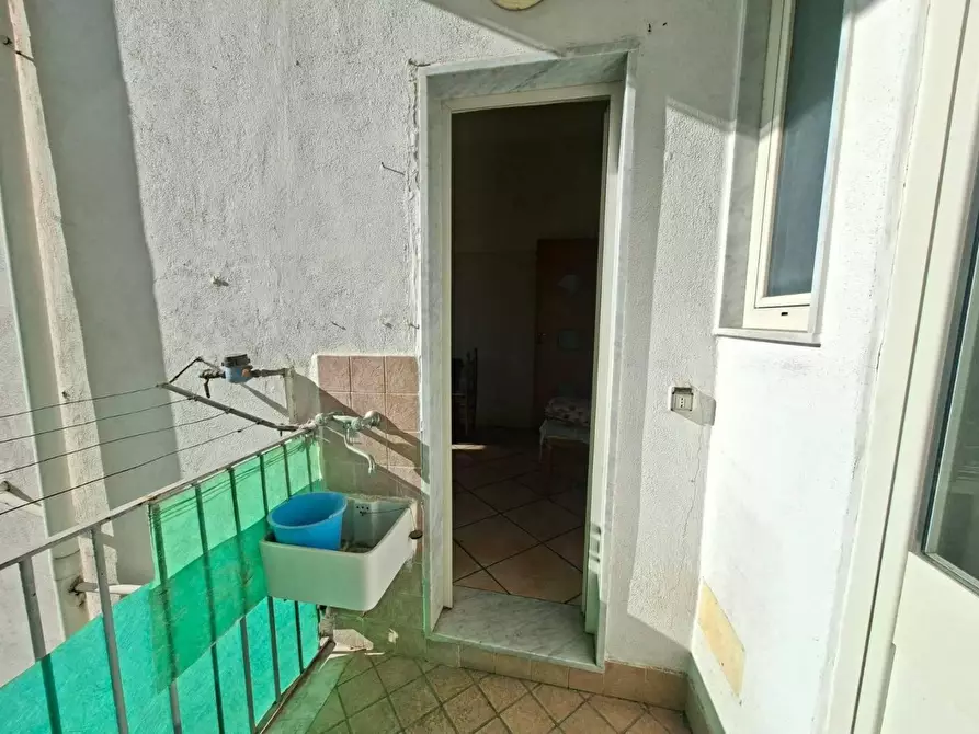 Immagine 10 di Appartamento in vendita  in VIA vittorio  veneto a Torre Annunziata