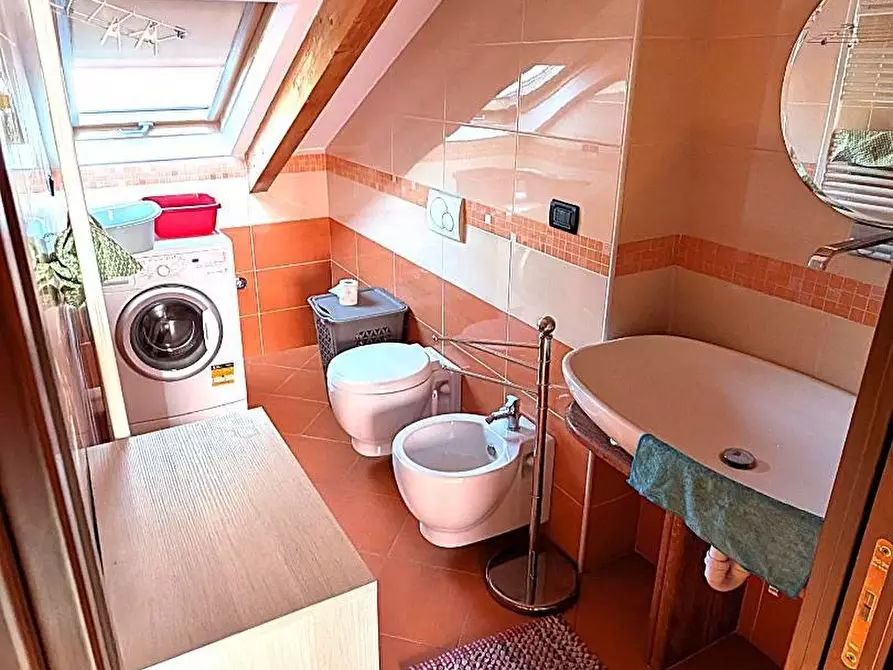 Immagine 8 di Attico in vendita  in VIA treviso 55 a Torino