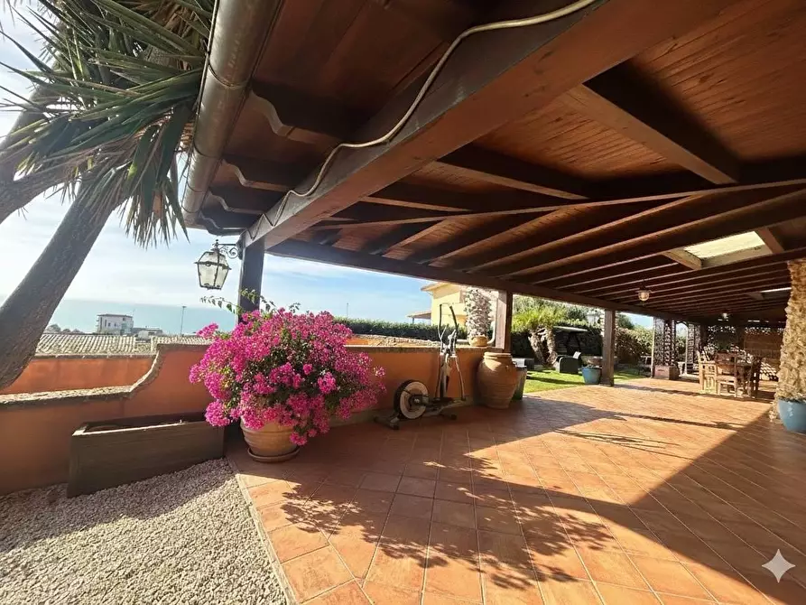 Immagine 6 di Villa in vendita  in VIA mandarino a Porto Empedocle