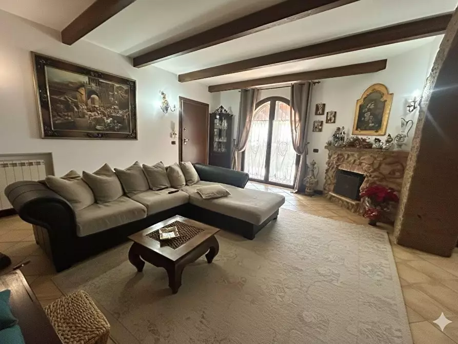 Immagine 9 di Villa in vendita  in VIA mandarino a Porto Empedocle