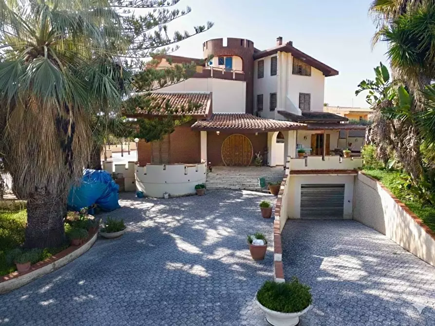 Immagine 2 di Villa in vendita  in VIA delle rose a Porto Empedocle