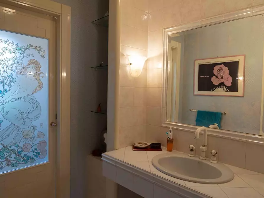 Immagine 8 di Villa in vendita  in VIA delle rose a Porto Empedocle