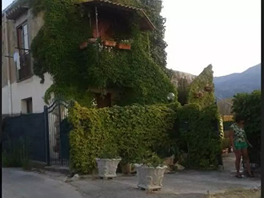 Immagine 19 di Casa indipendente in vendita  in VIA granato a Cefalù