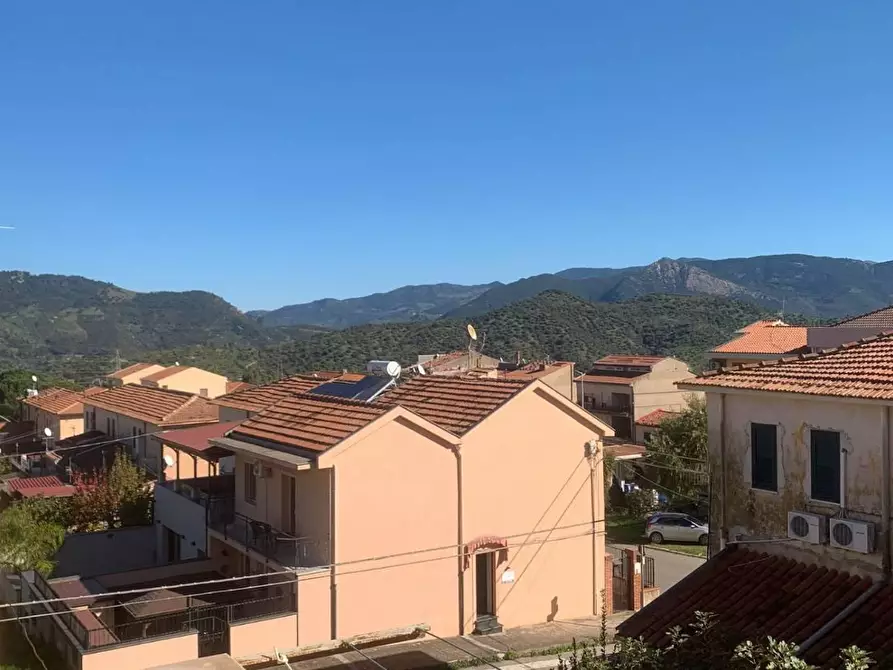 Immagine 18 di Appartamento in vendita  in VIA mazzini a Castelbuono