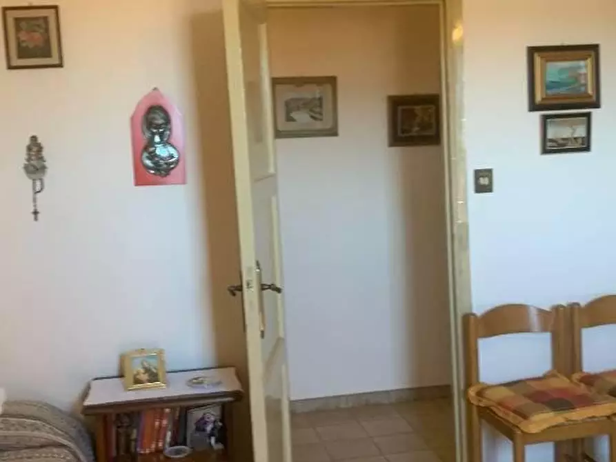 Immagine 4 di Appartamento in vendita  in VIA mazzini a Castelbuono