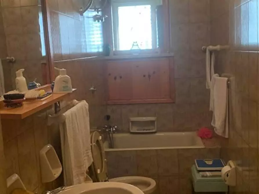 Immagine 7 di Appartamento in vendita  in VIA mazzini a Castelbuono