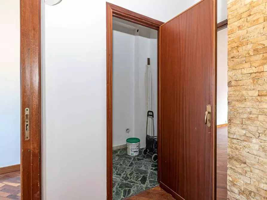 Immagine 20 di Attico in vendita  in VIALE delle alpi 75 a Palermo