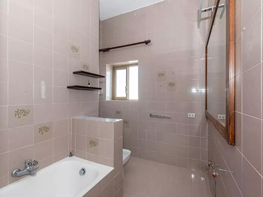 Immagine 24 di Attico in vendita  in VIALE delle alpi 75 a Palermo