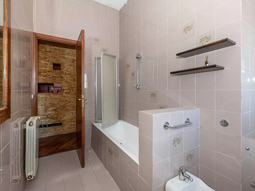 Immagine 25 di Attico in vendita  in VIALE delle alpi 75 a Palermo