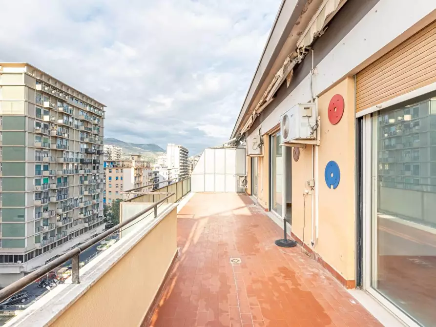 Immagine 26 di Attico in vendita  in VIALE delle alpi 75 a Palermo