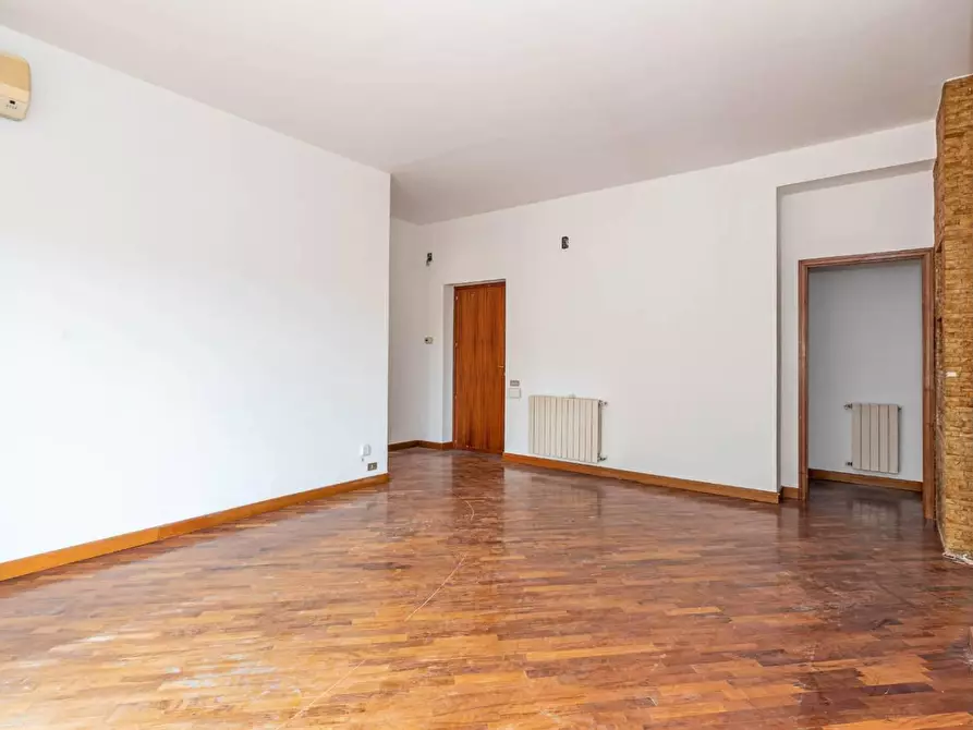 Immagine 9 di Attico in vendita  in VIALE delle alpi 75 a Palermo