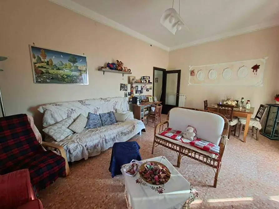 Immagine 6 di Appartamento in vendita  in CORSO vittorio emanuele III a Torre Annunziata