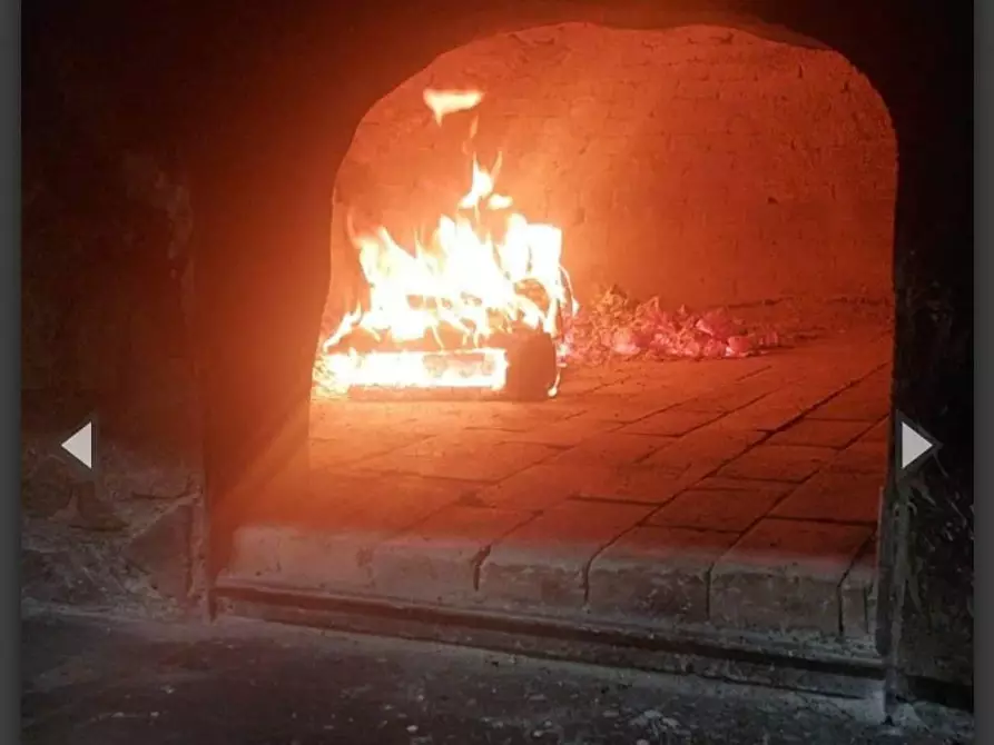 Immagine 24 di Locale commerciale in vendita  in VIA basilicata 4 a Belmonte Mezzagno