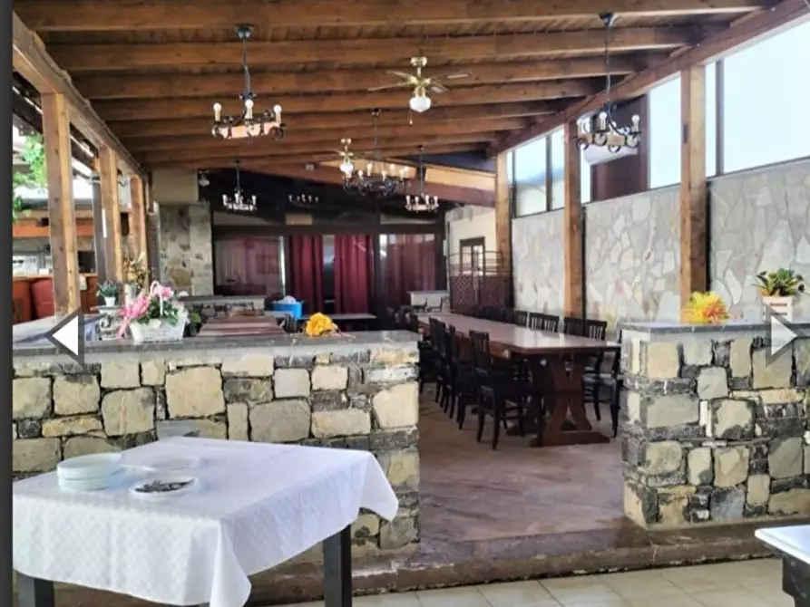 Immagine 26 di Locale commerciale in vendita  in VIA basilicata 4 a Belmonte Mezzagno