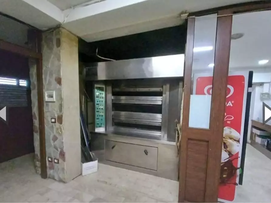 Immagine 7 di Locale commerciale in vendita  in VIA basilicata 4 a Belmonte Mezzagno