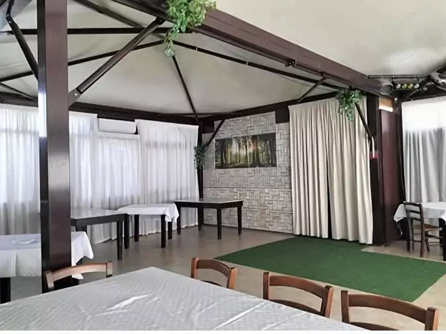 Immagine 1 di Locale commerciale in vendita  in VIA basilicata 4 a Belmonte Mezzagno