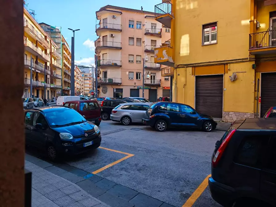 Immagine 4 di Locale commerciale in affitto  in VIA Guarini a Avellino