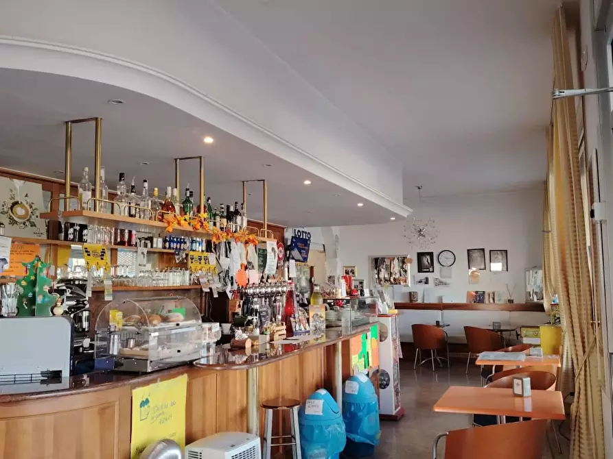 Immagine 1 di Attività commerciale in vendita  in VIA passarella a Eraclea