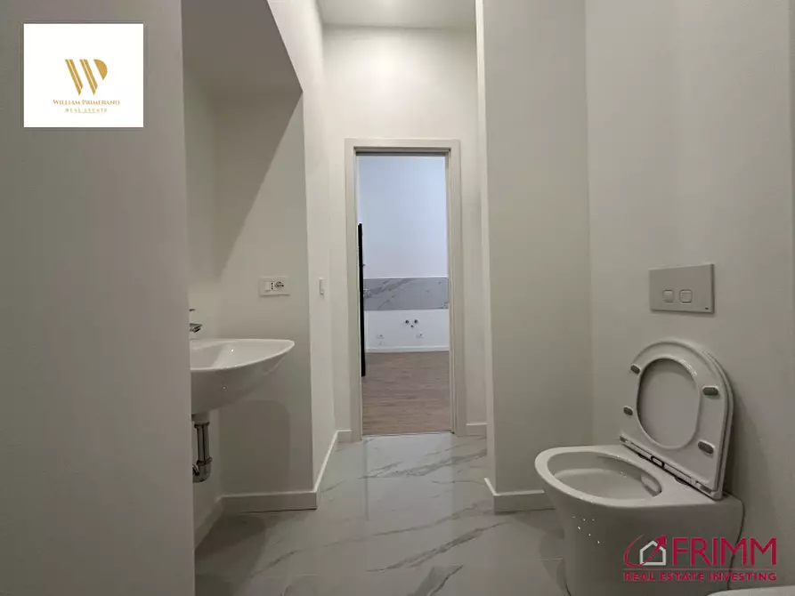 Immagine 5 di Appartamento in vendita  in VIA po a Roma